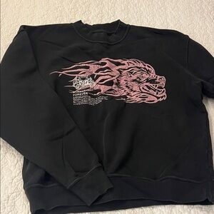 Black Graphic women’s crew neck